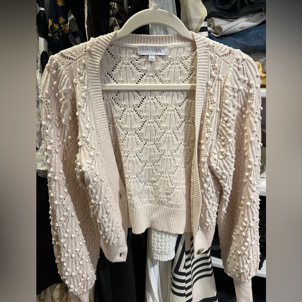 INTERMIX Cropped Cardigan with puffed sleeves and texture in ivory (worn once!!)